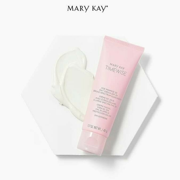 Mary kay Timewise 3D Day Cream SPF 30 Suncreen. - Picture 3 of 4